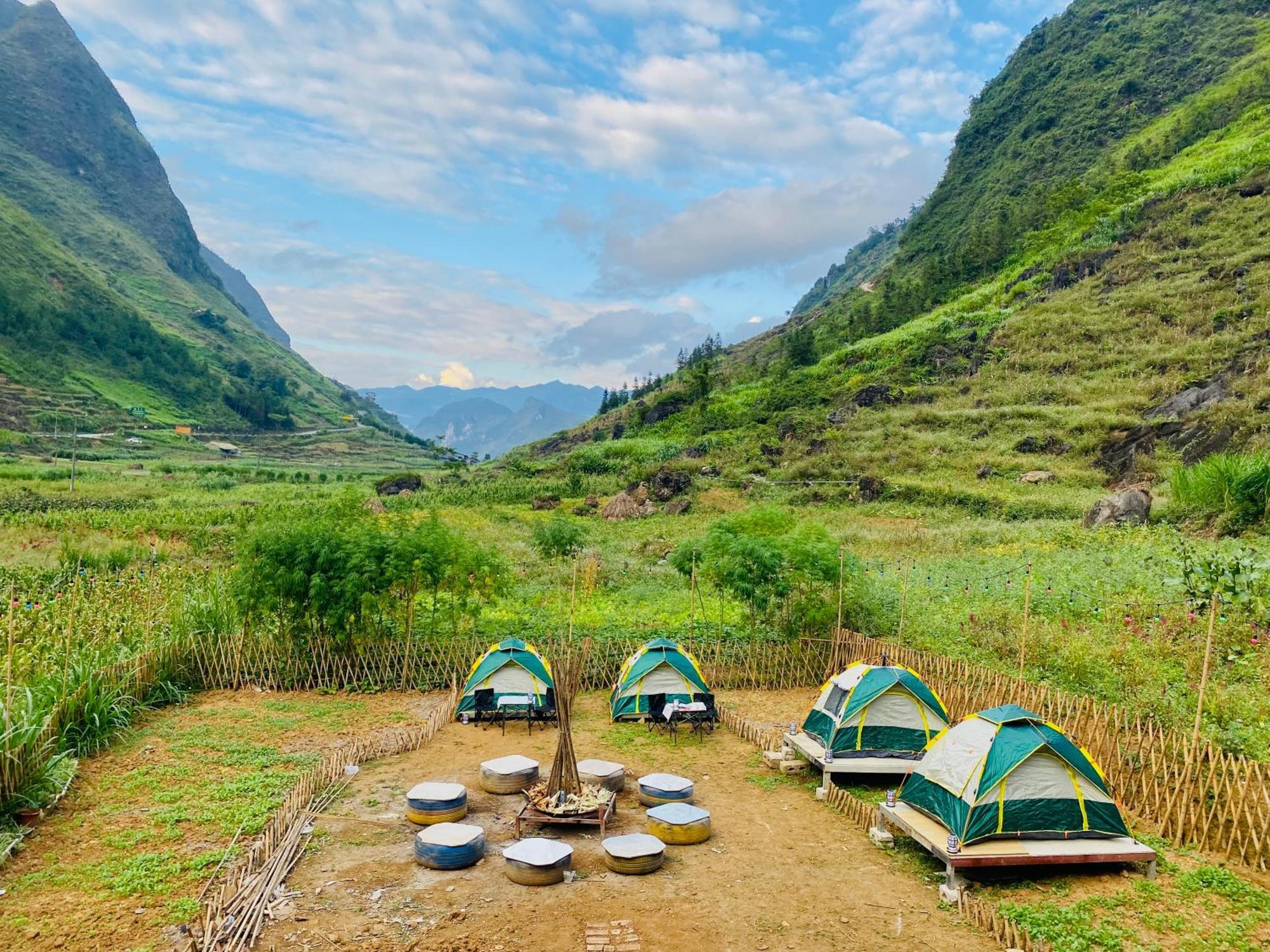 Meo Vac Valley Hostel Buitenkant foto